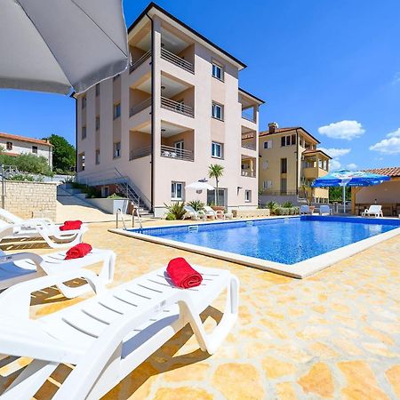 Stancija Amorozo 5 - Apartment N. 7 Poreč Exteriör bild