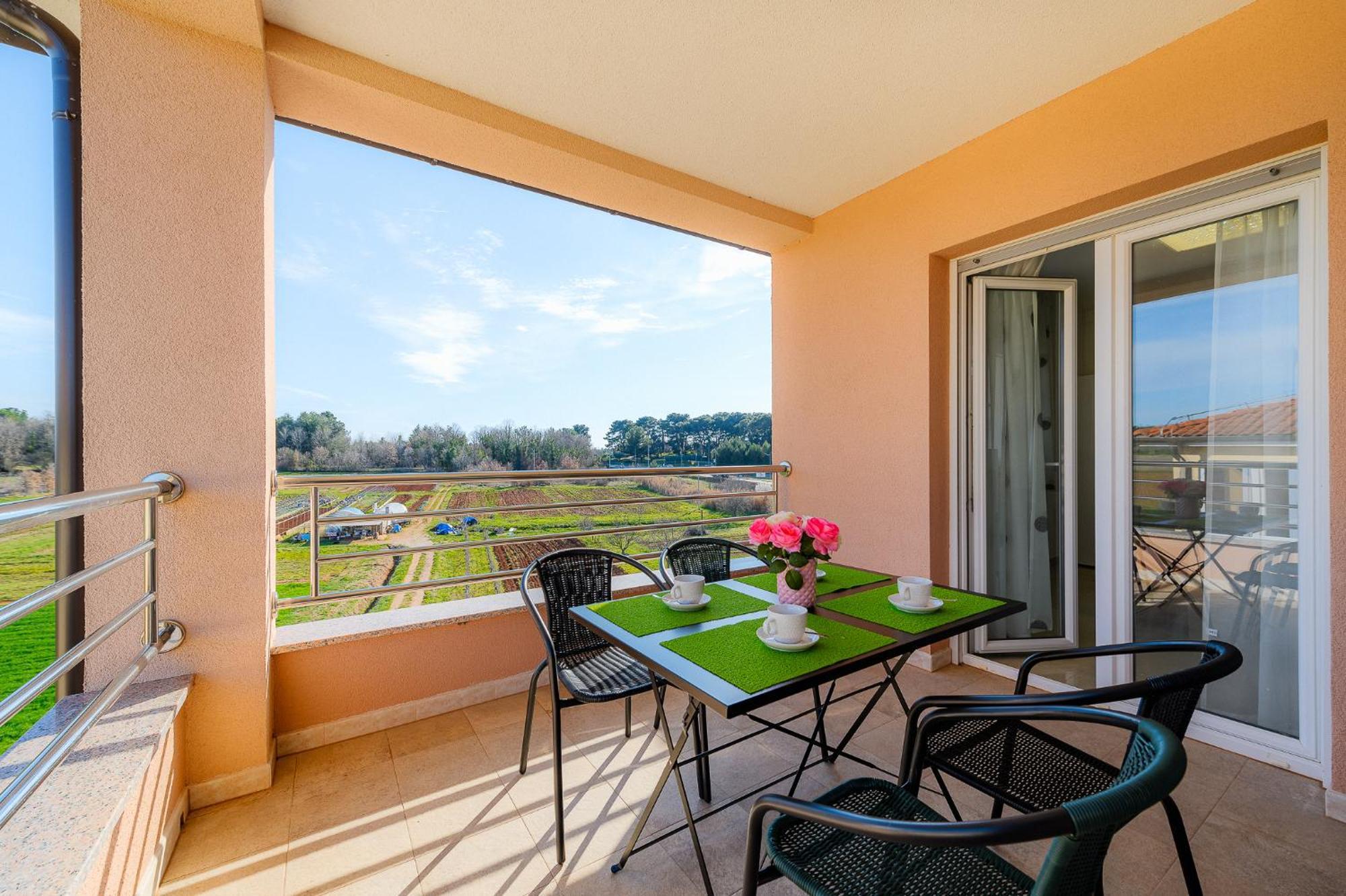 Stancija Amorozo 5 - Apartment N. 7 Poreč Exteriör bild
