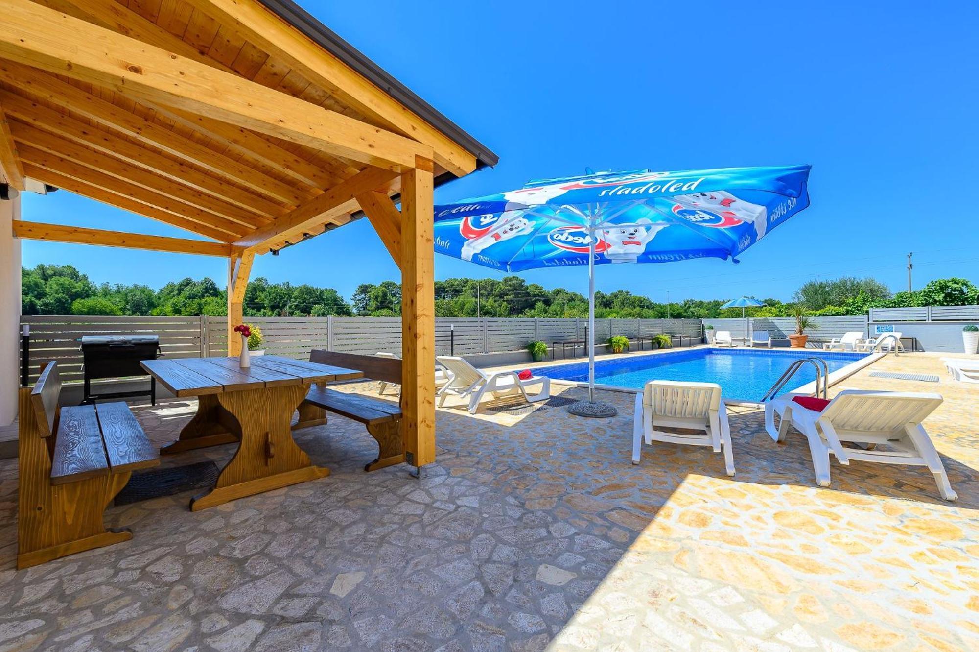 Stancija Amorozo 5 - Apartment N. 7 Poreč Exteriör bild