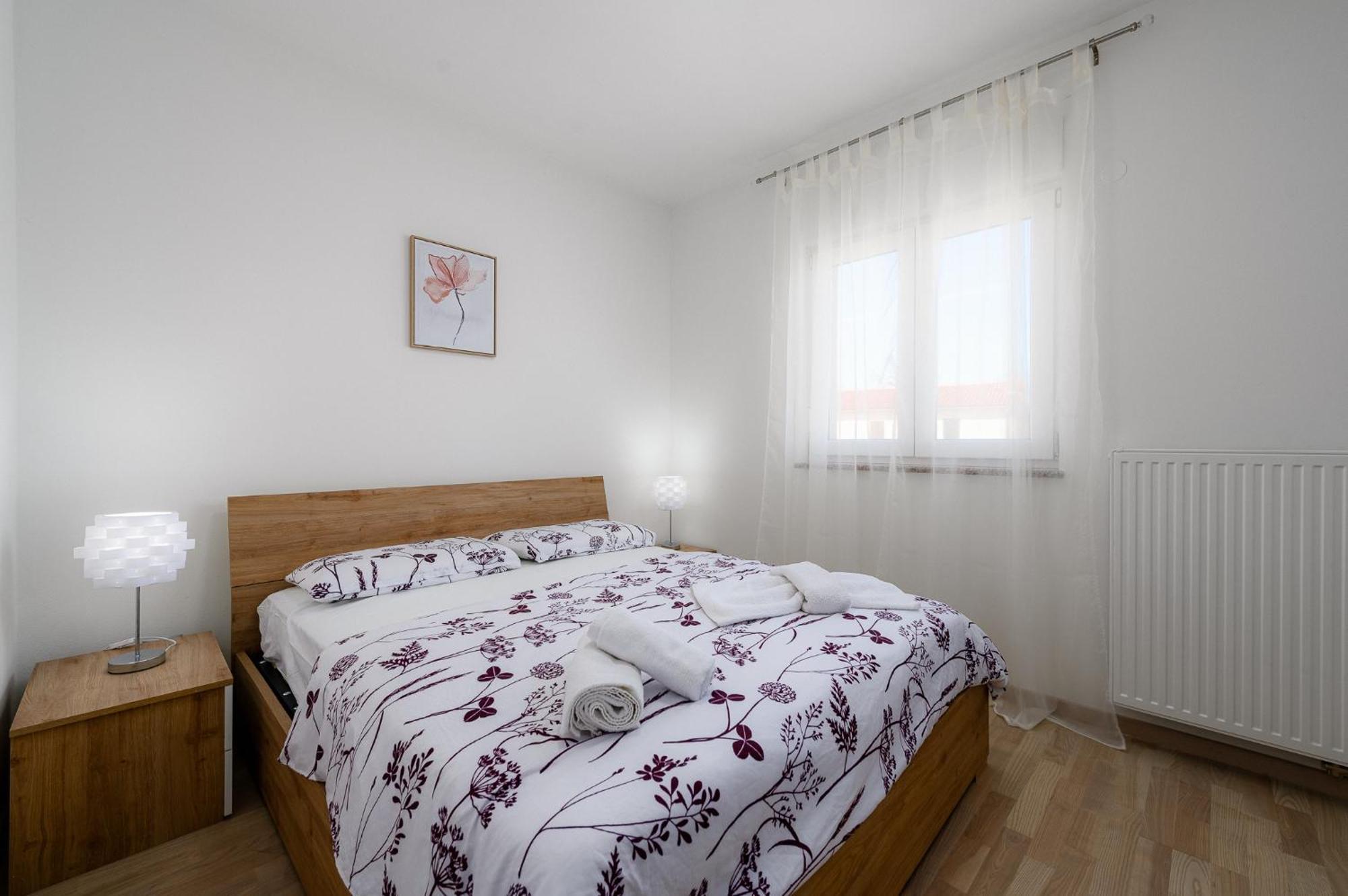Stancija Amorozo 5 - Apartment N. 7 Poreč Exteriör bild