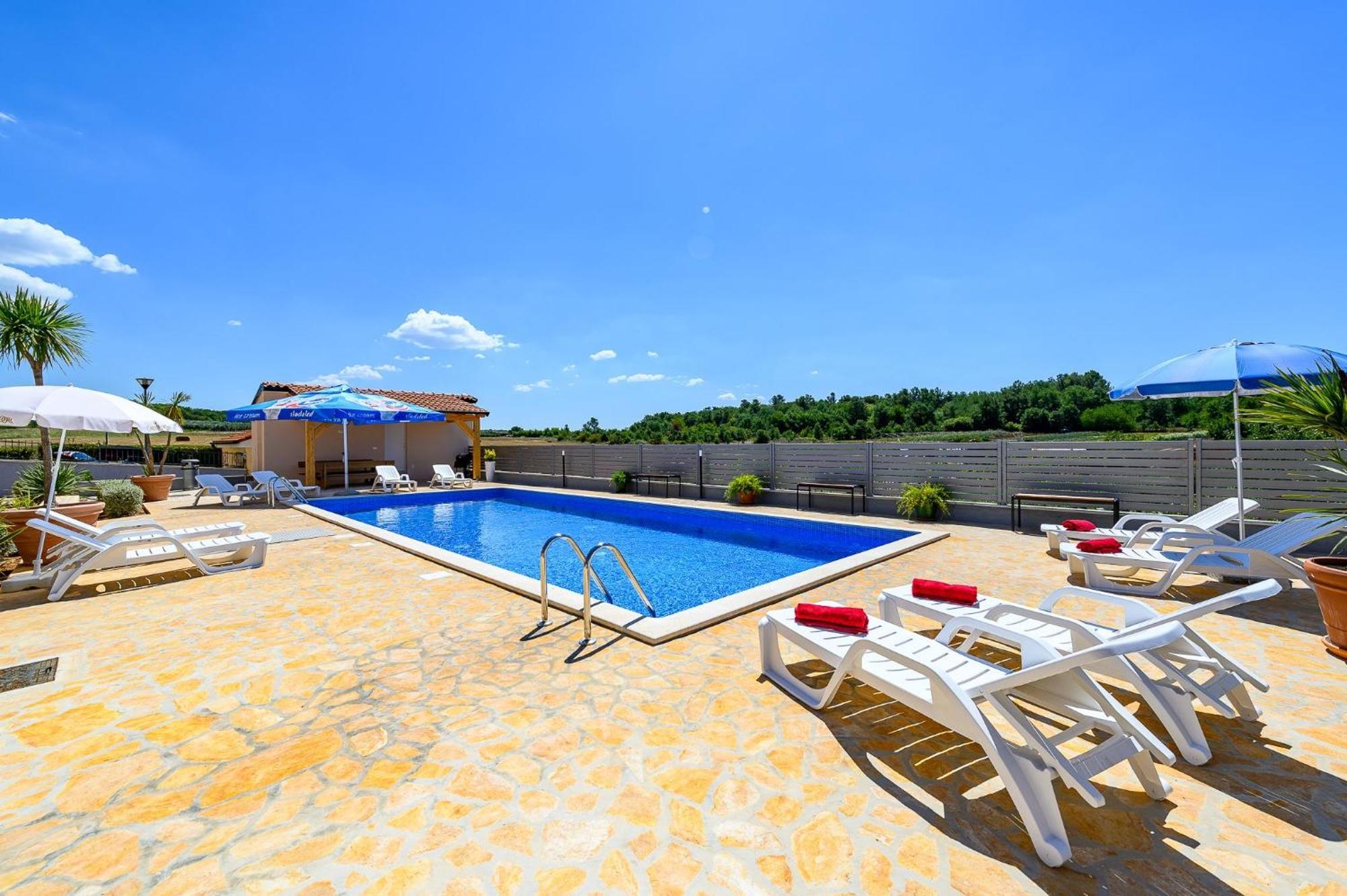 Stancija Amorozo 5 - Apartment N. 7 Poreč Exteriör bild