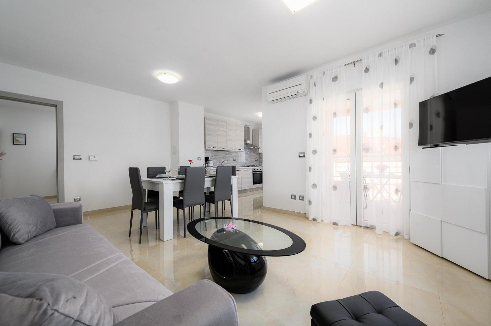 Stancija Amorozo 5 - Apartment N. 7 Poreč Exteriör bild